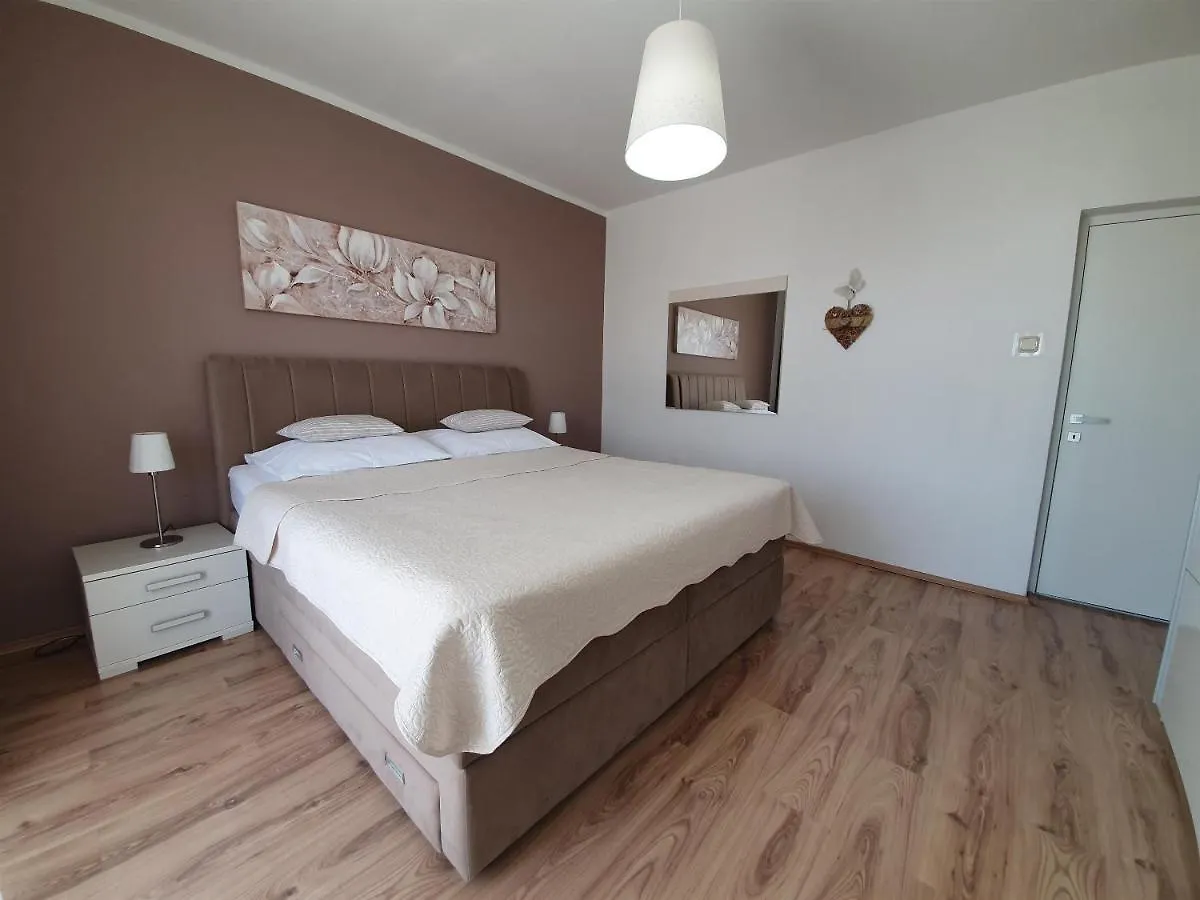 Apartments Rak Dramalj Chorvatsko