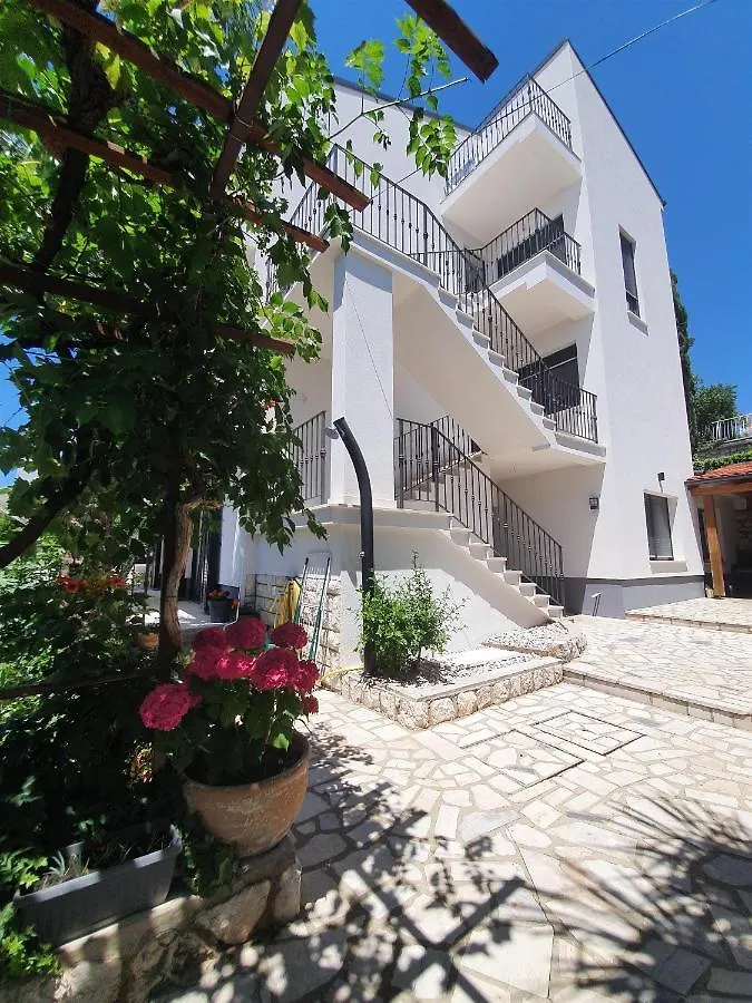 Apartment Rak Dramalj 0*,  Croatia